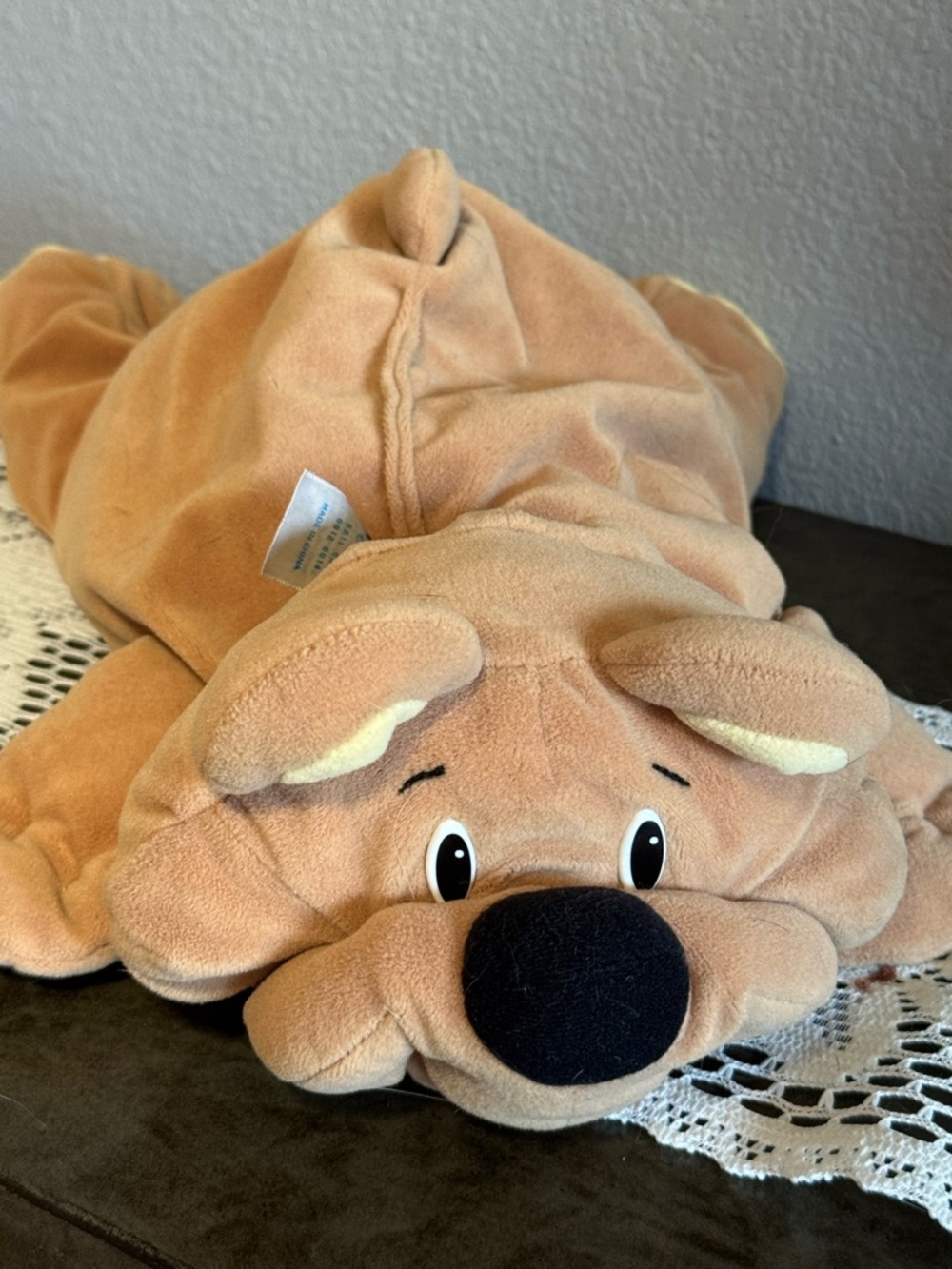 VINTAGE FISHER PRICE 1993 RUMPLE BEAR TAN LIGHT BROWN PLUSH BIG BLACK NOSE